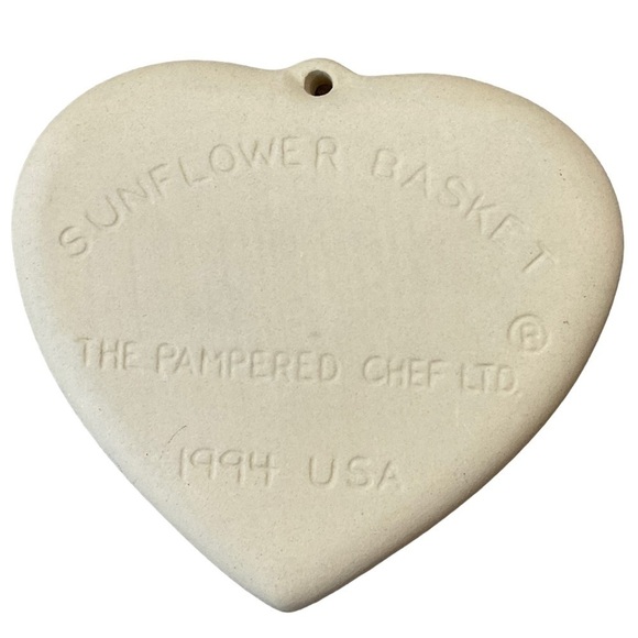 3 Vintage Pampered Chef Clay Stone Heart cookie Molds 1994 1995 1996 - Picture 6 of 8